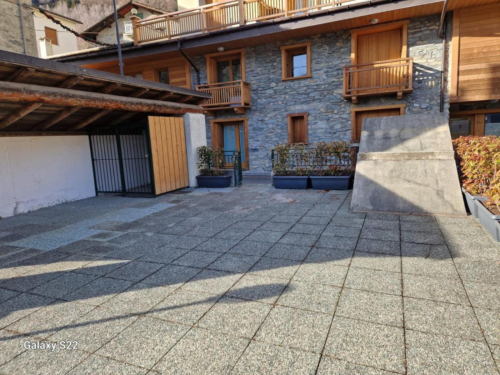 Grazioso Trilocale Con Ampia Terrazza Daire Chiesa in Valmalenco Dış mekan fotoğraf